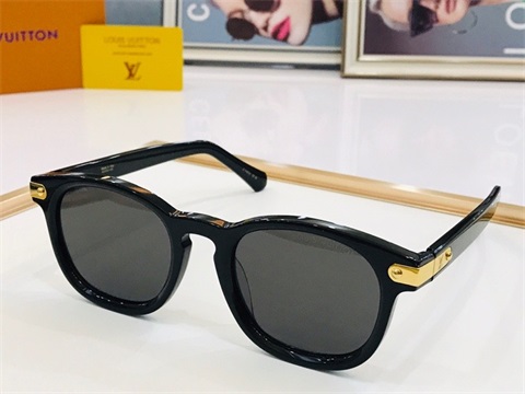 LV sunglass-560